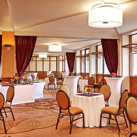 Sheraton Detroit Нови Екстериор снимка