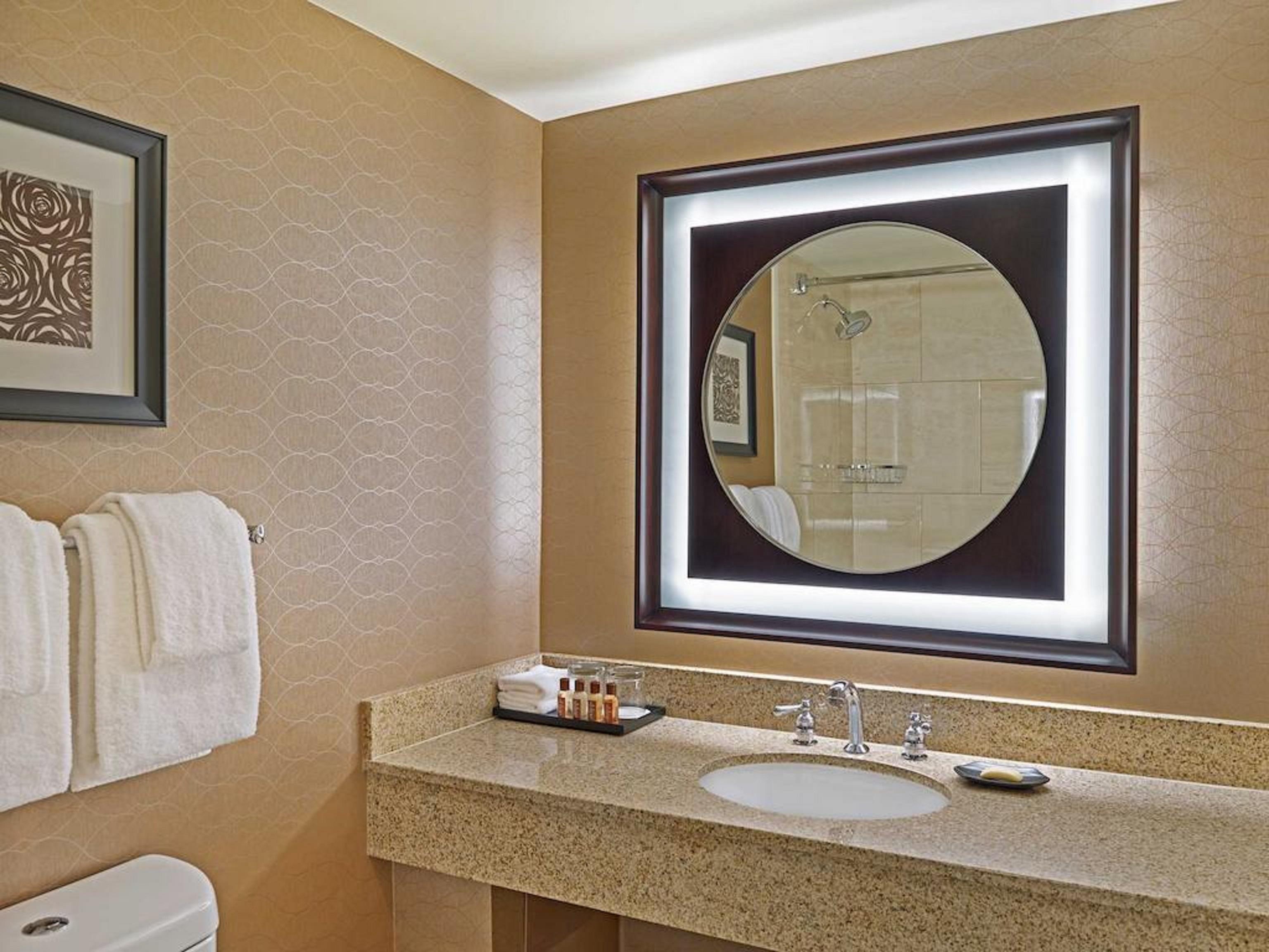 Sheraton Detroit Нови Екстериор снимка