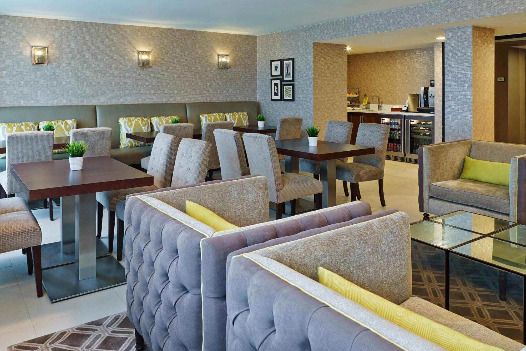 Sheraton Detroit Нови Екстериор снимка