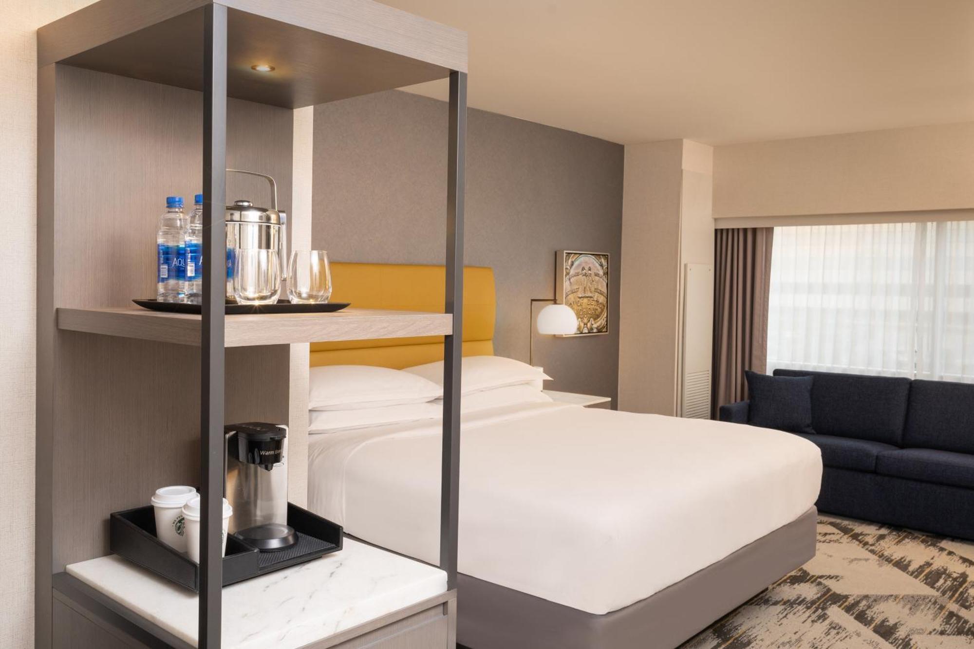 Sheraton Detroit Нови Екстериор снимка
