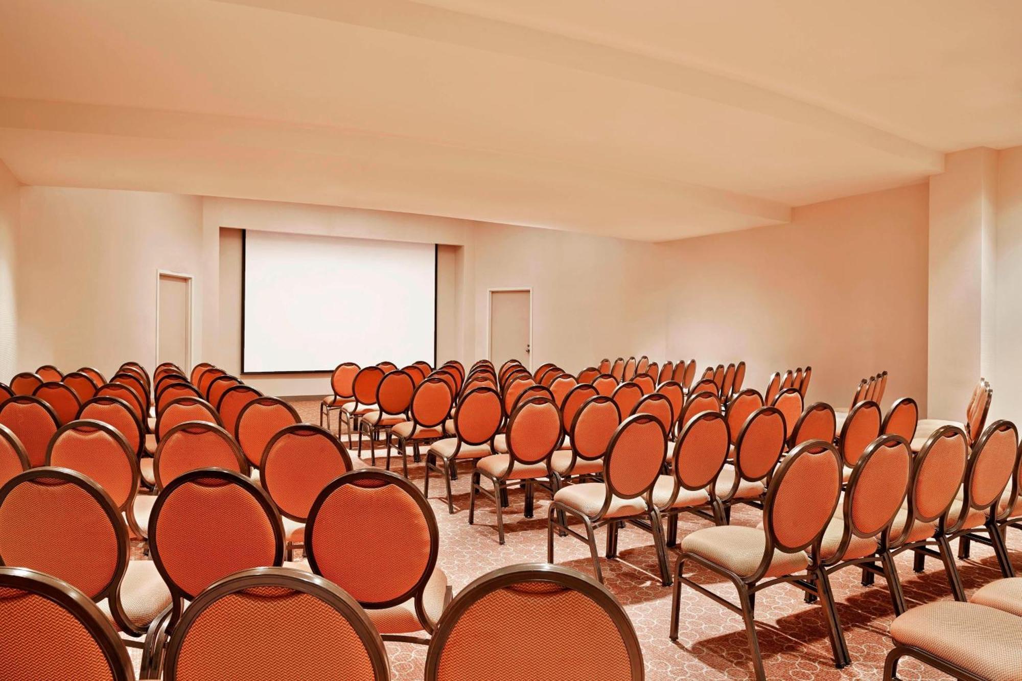 Sheraton Detroit Нови Екстериор снимка