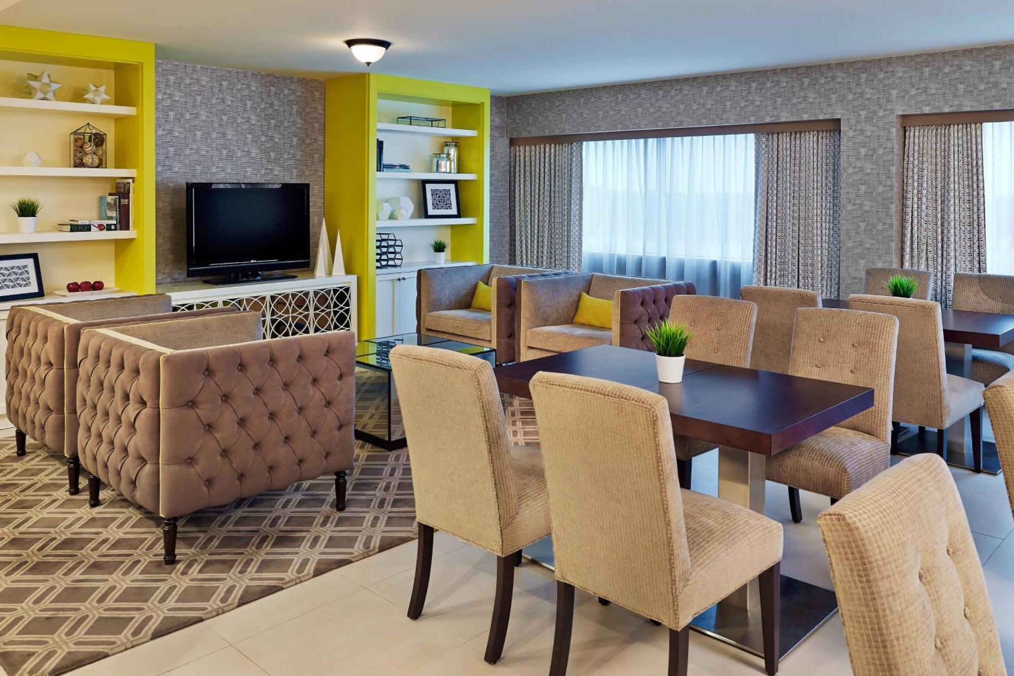 Sheraton Detroit Нови Екстериор снимка