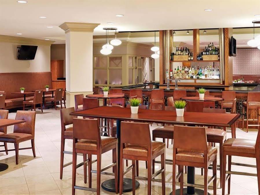 Sheraton Detroit Нови Екстериор снимка